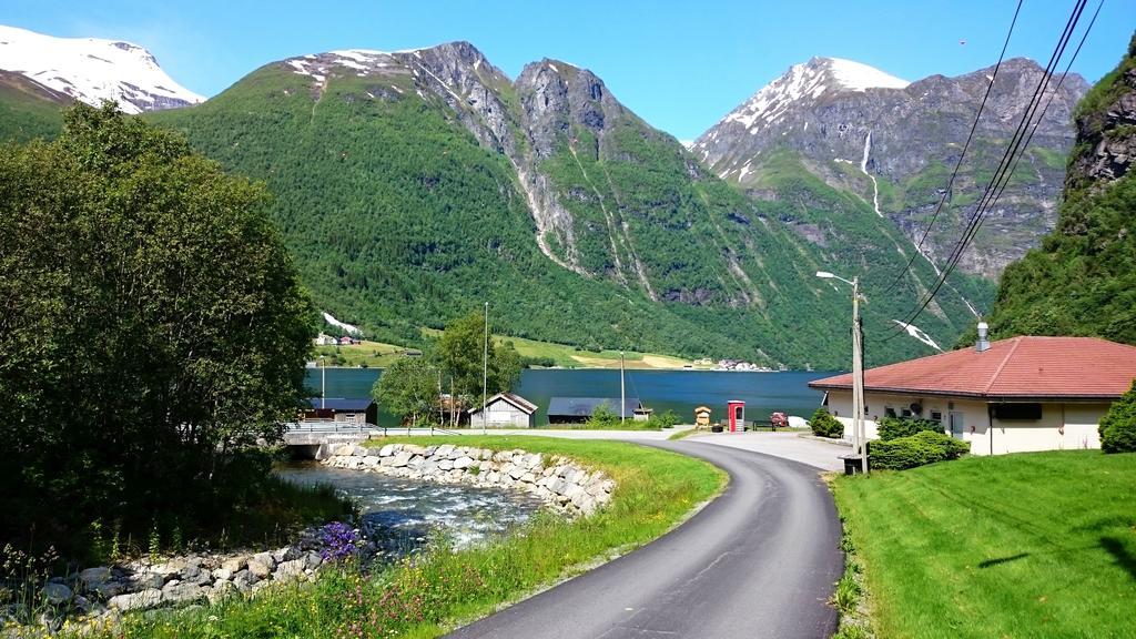 Hjorundfjord Hostel Bjørke Εξωτερικό φωτογραφία